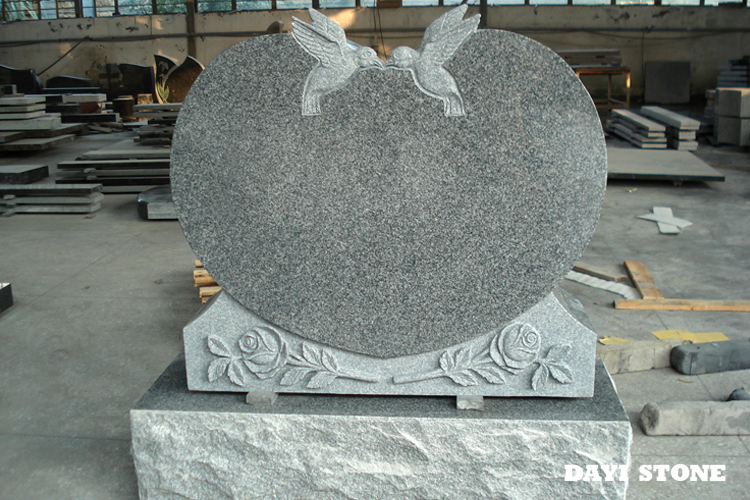 Natural Stone Upright Headstones Grey Granite Monument - Dayi Stone Natural Stone Upright Headstones Grey Granite Monument - Dayi Stone